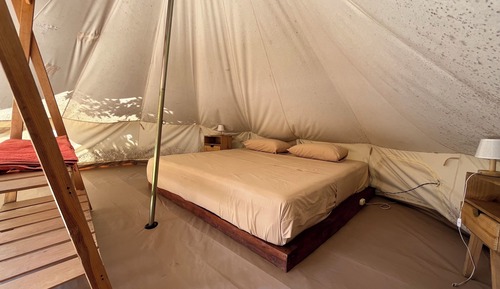 Basic Tent, Mountain View
