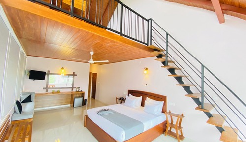 Luxury Suite, Mountain View
