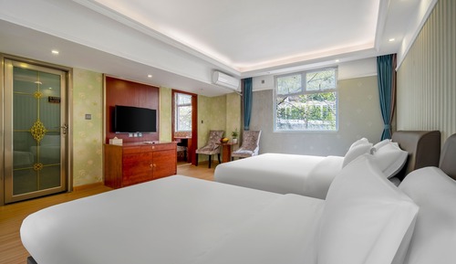 Family Twin Room