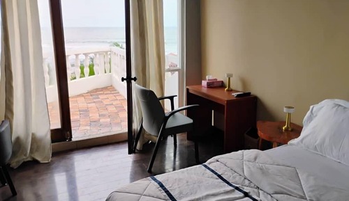 Executive Room, 1 King Bed, Non Smoking