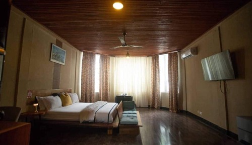 Executive Room, City View