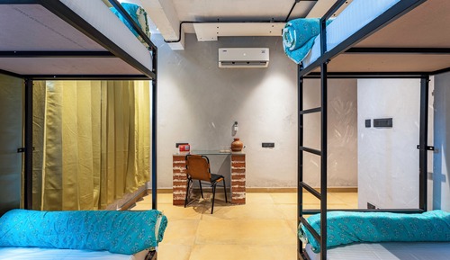 Bed in 4 Bed Mixed Dormitory
