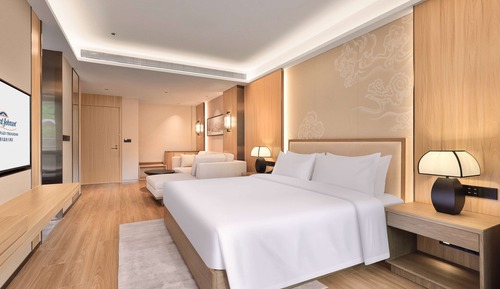 Deluxe Room, 1 King Bed, Non Smoking
