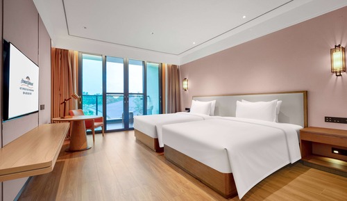 Deluxe Room, 2 Twin Beds, Non Smoking, Garden View
