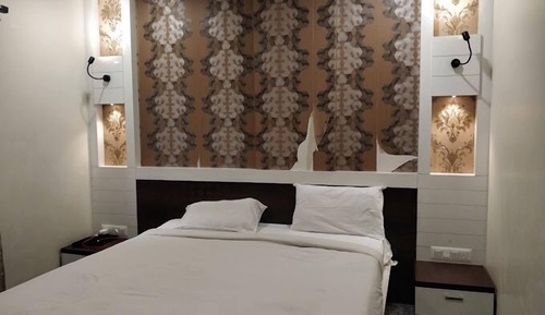 Deluxe Double Room, City View