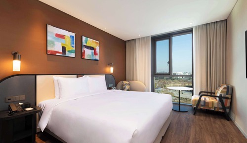 Superior Room, 1 King Bed