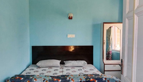 Family Apartment, Mountain View