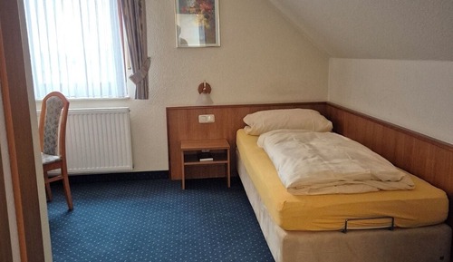Economy Single Room, Hill View