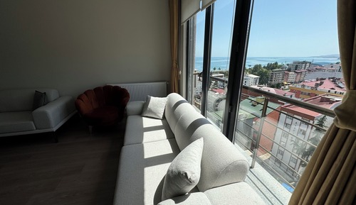 Comfort Apartment, 3 Bedrooms, Sea View