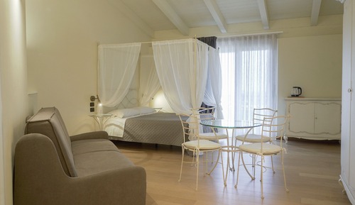Family Studio Suite