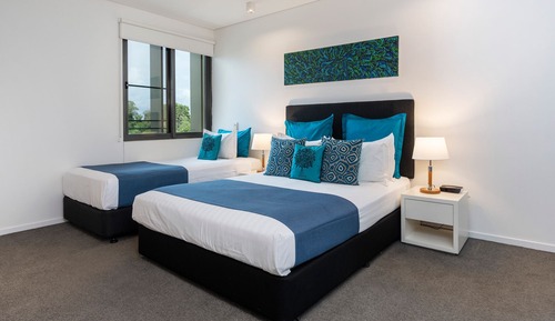 Luxury Apartment, 2 Bedrooms, Lagoon View, Beachfront