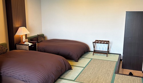 Twin Tatami Room, Mountain View