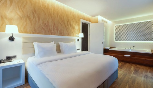 Suite Room