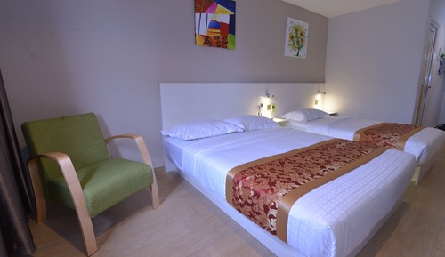Deluxe Triple Room