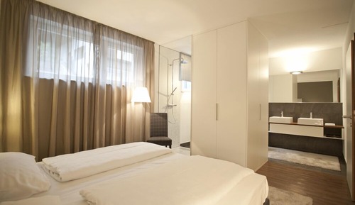 Suite, Terrace