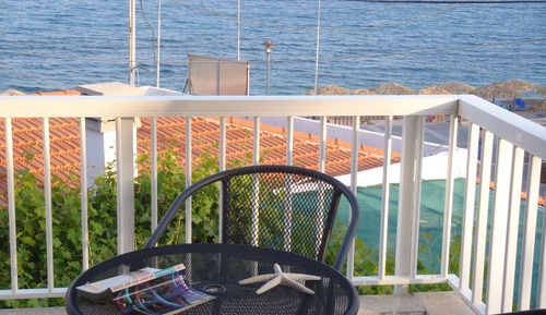 Studio, Sea View