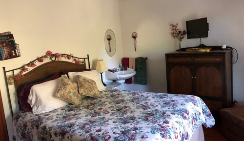 Premium Room, 1 Bedroom (1 Queen Bed and 1 Single Bed)