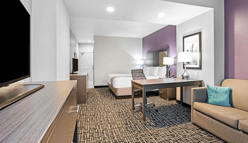 Deluxe Room, 1 King Bed, Non Smoking (Various Views)