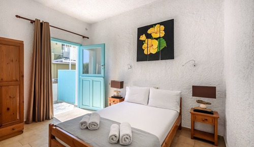Apartment, 2 Bedrooms, Balcony, Partial Sea View