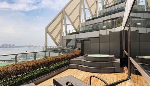 Club Suite, 1 King Bed, Sea View