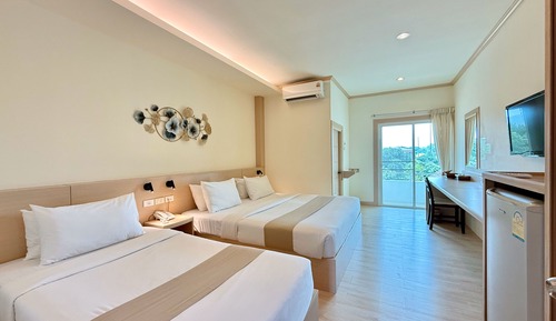 Deluxe Twin Room, City View