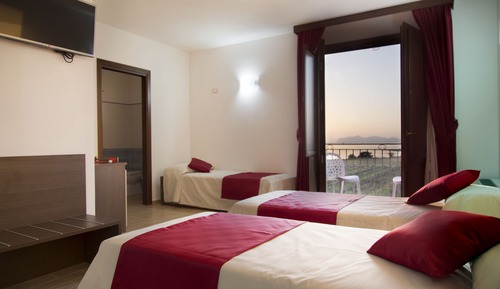 Family Quadruple Room, Sea View