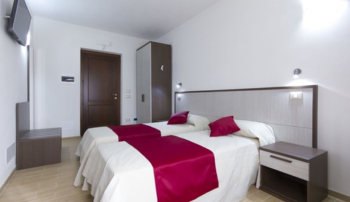 Deluxe Double or Twin Room, Sea View