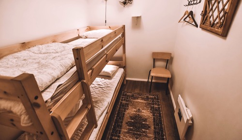 Economy Room