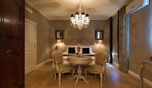 Luxury Room