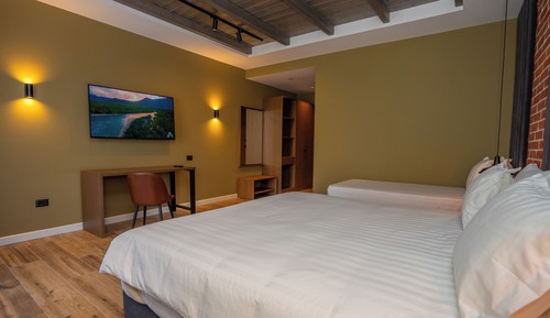 Comfort Triple Room, Balcony