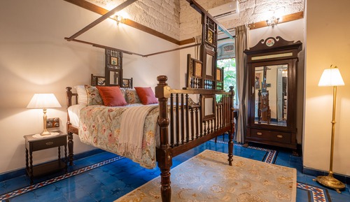 Zuari Room