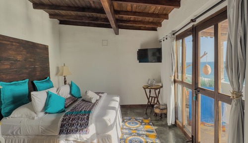 Deluxe Suite, Beach View