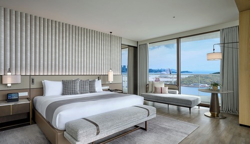 HZM Bridge Sea View Suite