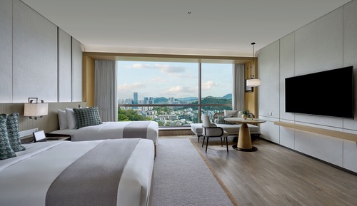Deluxe Mountain View Twin Room
