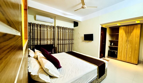 Royal Double Room