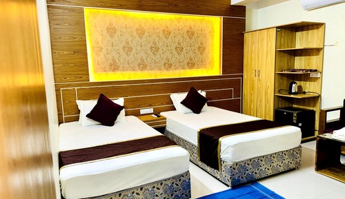 Deluxe Double or Twin Room