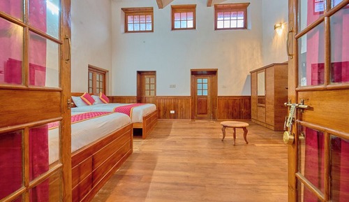 Superior Room, City View