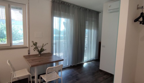 Premium Triple Room, Non Smoking, Private Bathroom