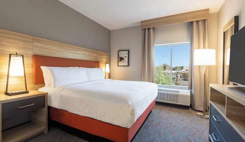 Suite, 1 Bedroom, Accessible (Communications Accessible)
