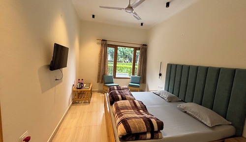 Standard Double Room, Park View