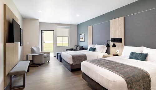 Deluxe Room, 2 Queen Beds (Courtyard)