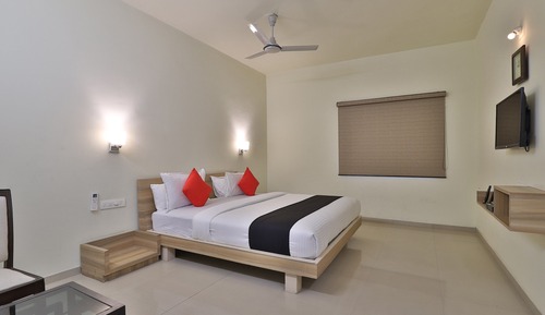 Deluxe Double or Twin Room, Garden View