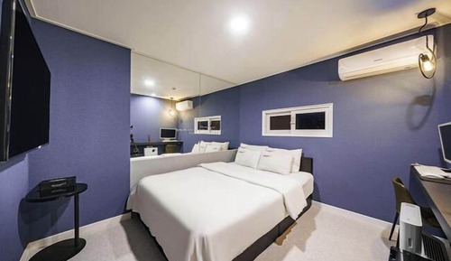 Basic Double Room