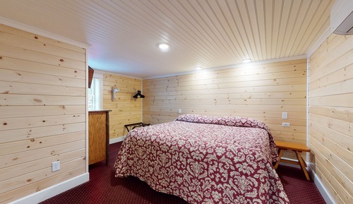 Cabin, 1 King Bed with Sofa bed, Non Smoking, Lake View