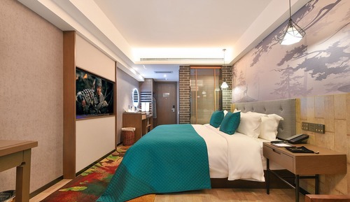 Basic Single Room, Hill View