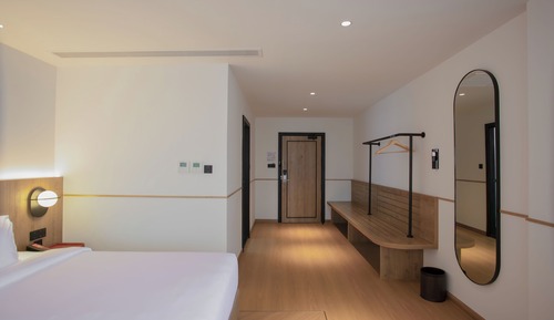 Junior Suite, City View