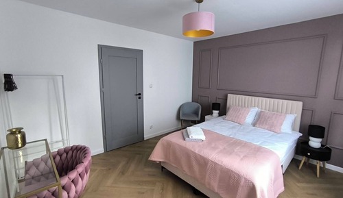 Gallery Apartment, 2 Bedrooms, Garden View