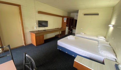Twin Motel, Ensuite