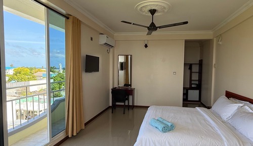 Deluxe Double Room, 1 Bedroom, Balcony, City View