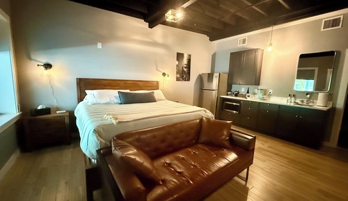 Luxury Studio